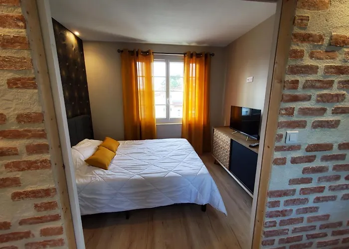 Lejlighed Superbe T2 Lumineux En Centre-ville - Parking *